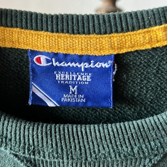 North Dakota State University Champion Sweatshirt Medium - Picture 2 of 5